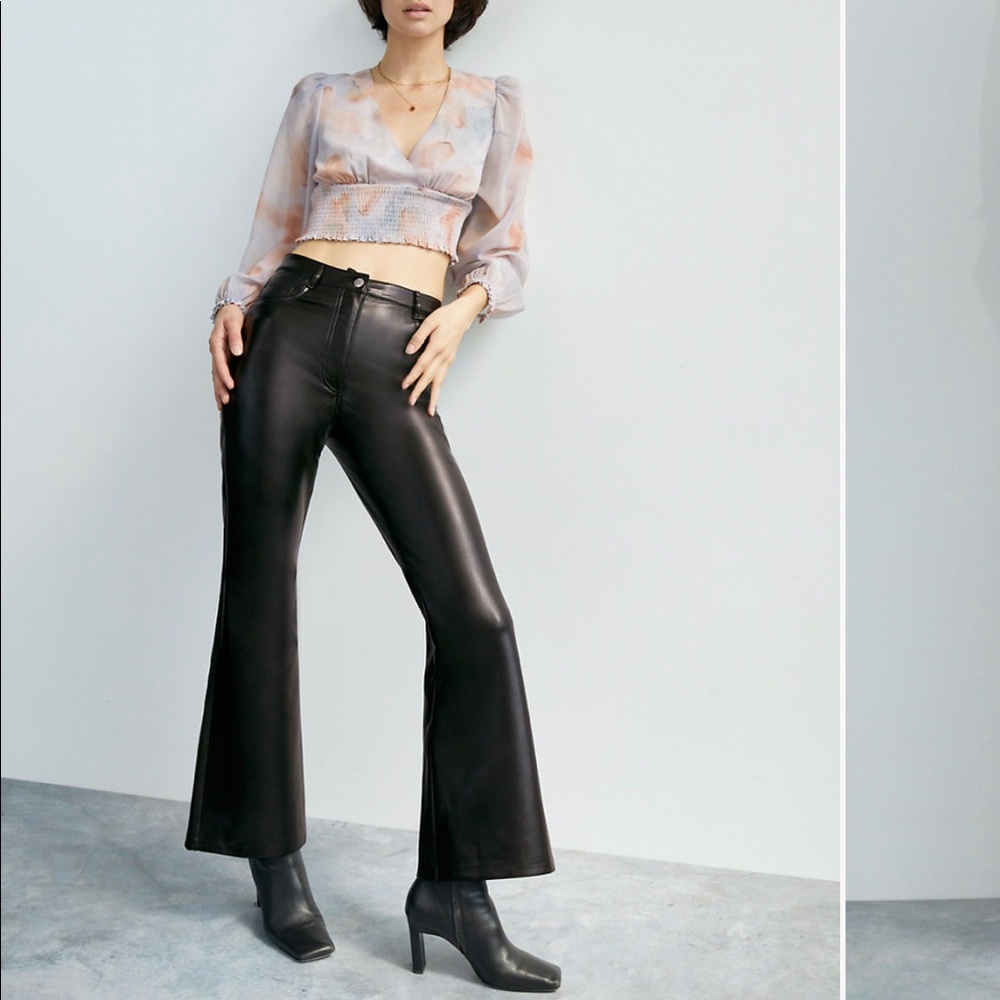 Aritzia Wilfred Melina Flare Vegan Leather Pant